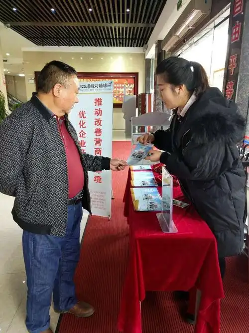 塑钢窗户漏雨怎么维修